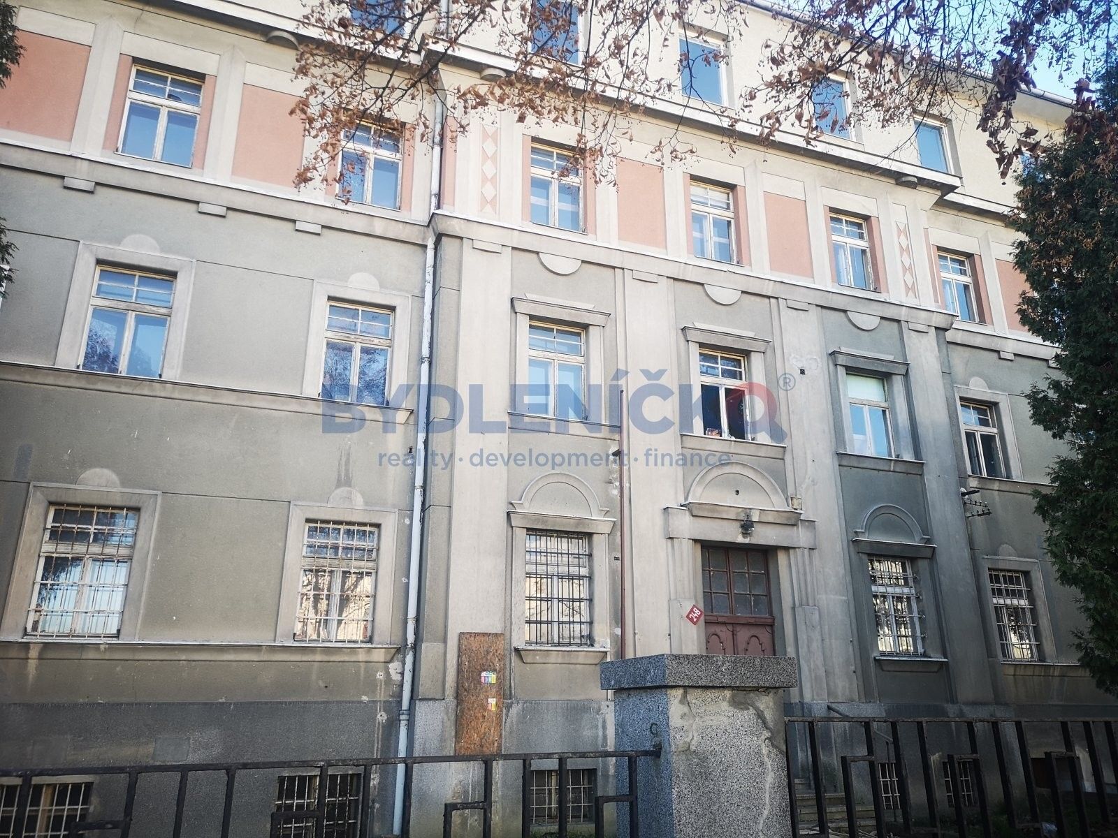 Pronájem sklad - Pražská, Písek, 2 m²