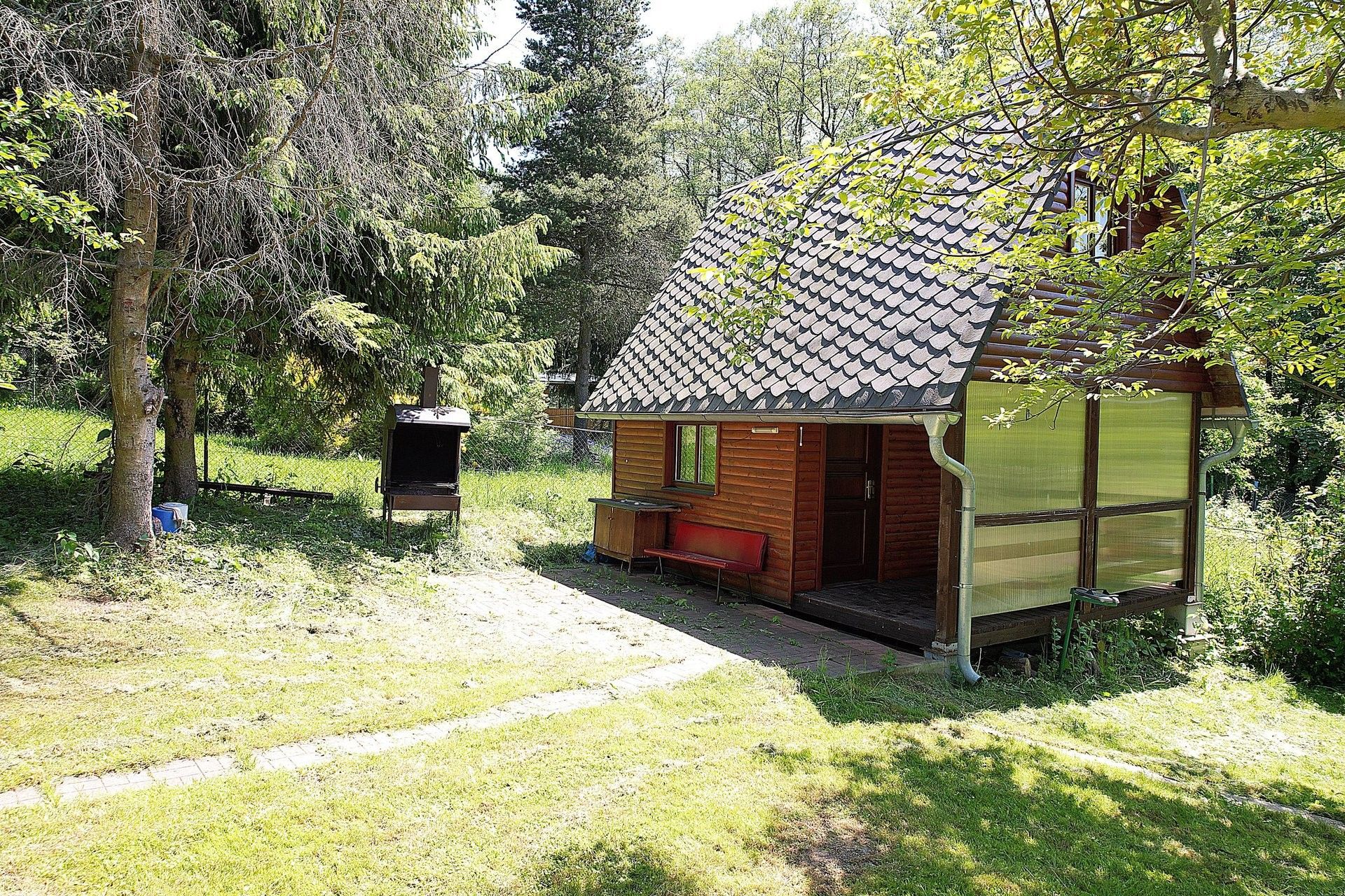 Prodej chata - Krnovská, Zlaté Hory, 42 m²
