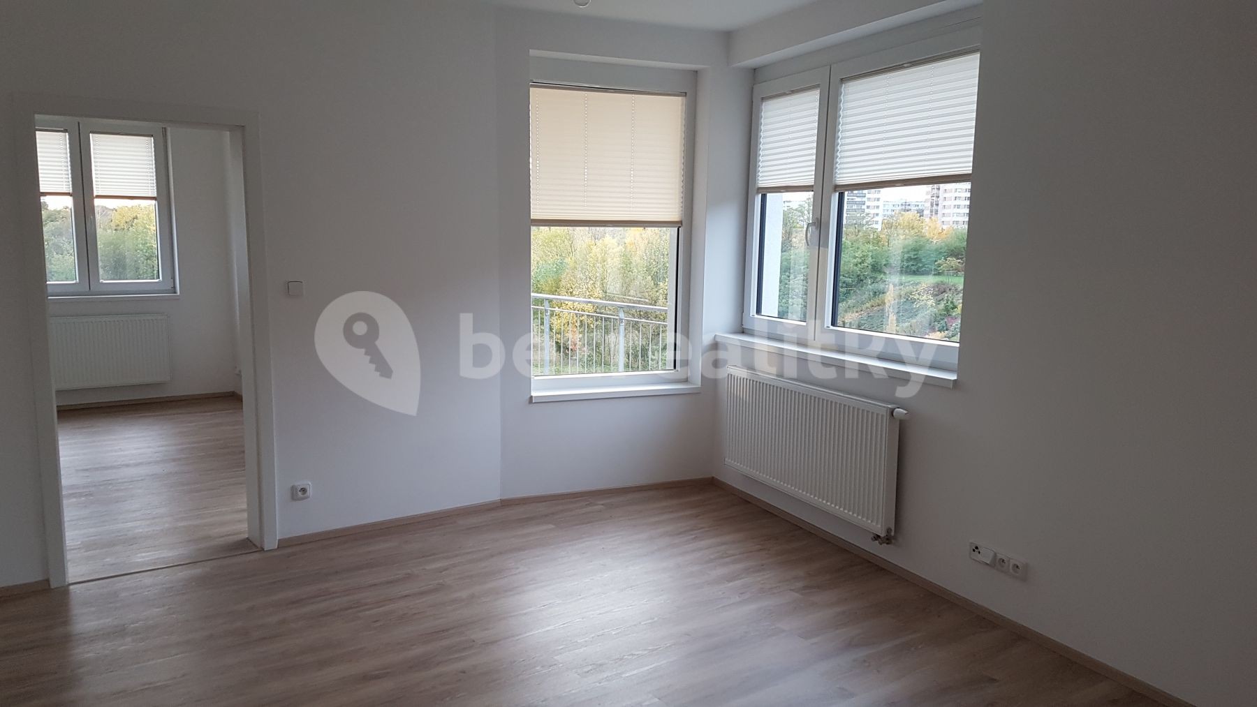 Pronájem byt 2+kk - Makedonská, Praha - Střížkov, 64 m² - 5