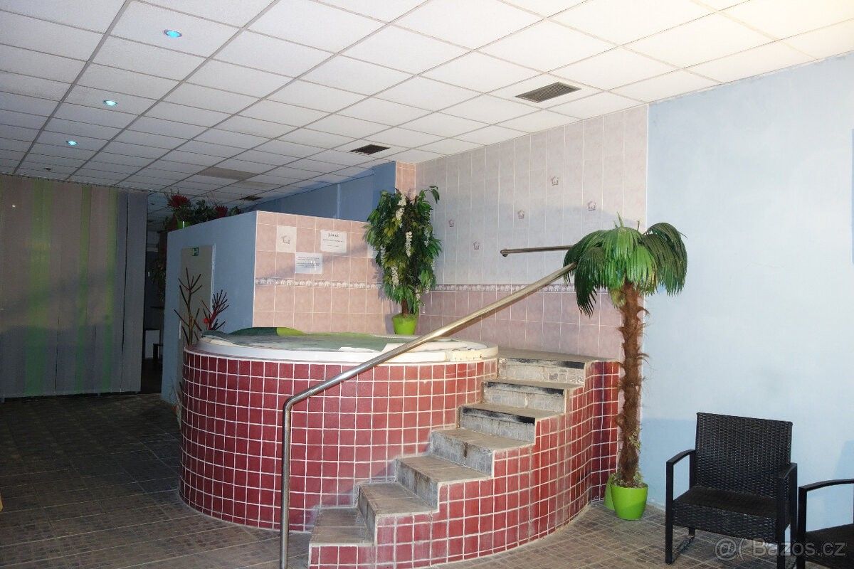 Pronájem obchodní prostory - Brno, 612 00