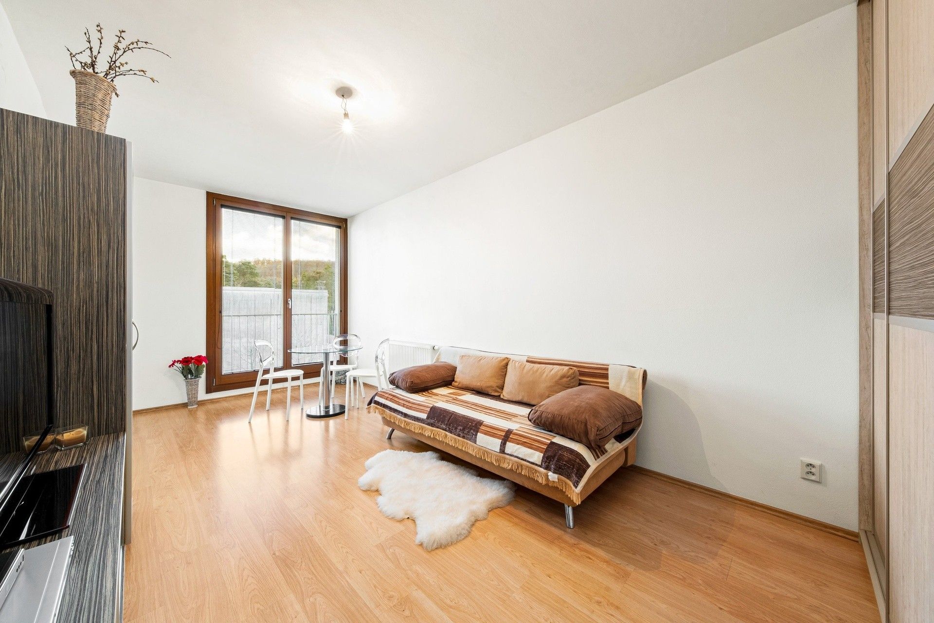 1+1, Na Kněžině, Týnec nad Sázavou, 39 m²