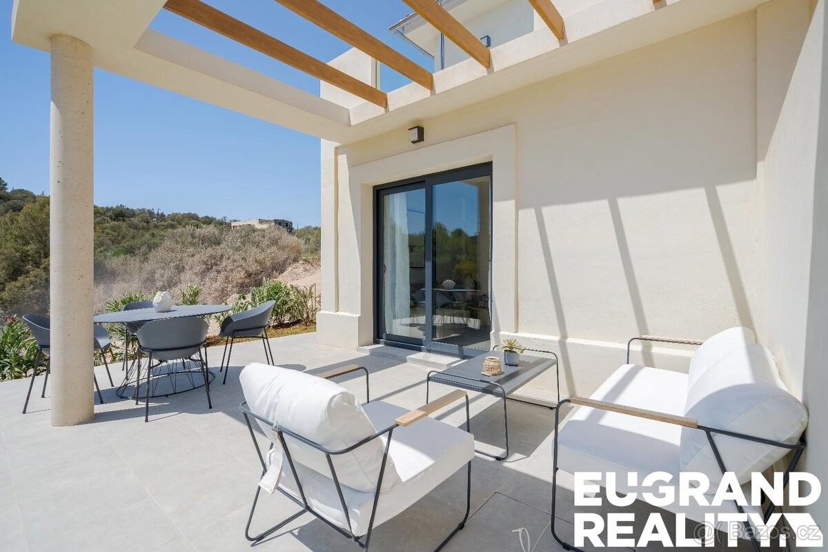 Prodej rodinný dům - 987 66, Zahraničí