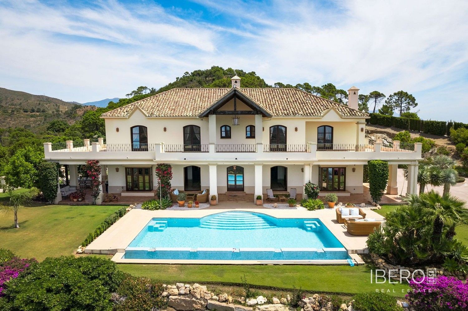 Rodinný dům · 1 070 m² · Estepona, ES - 3