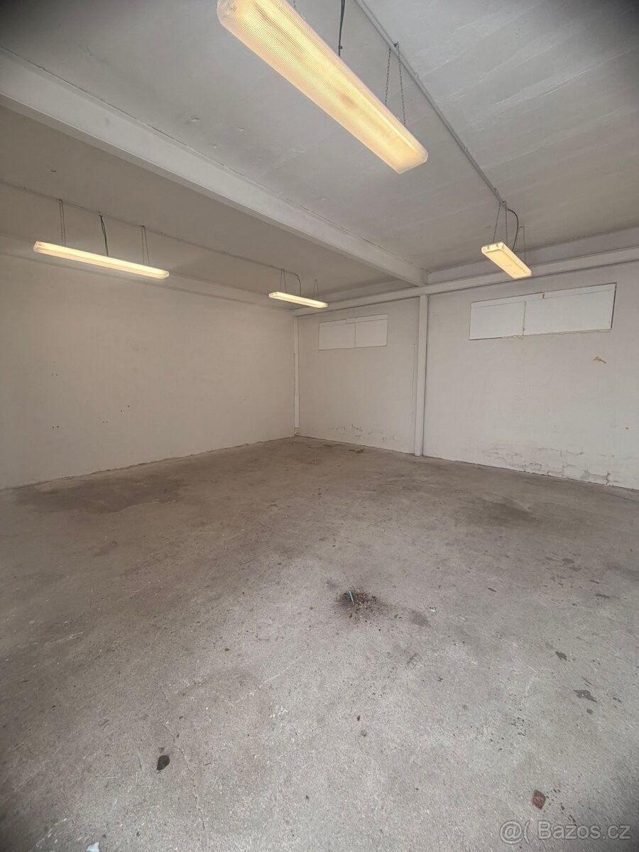 Pronájem garáž - Kladno, 272 03