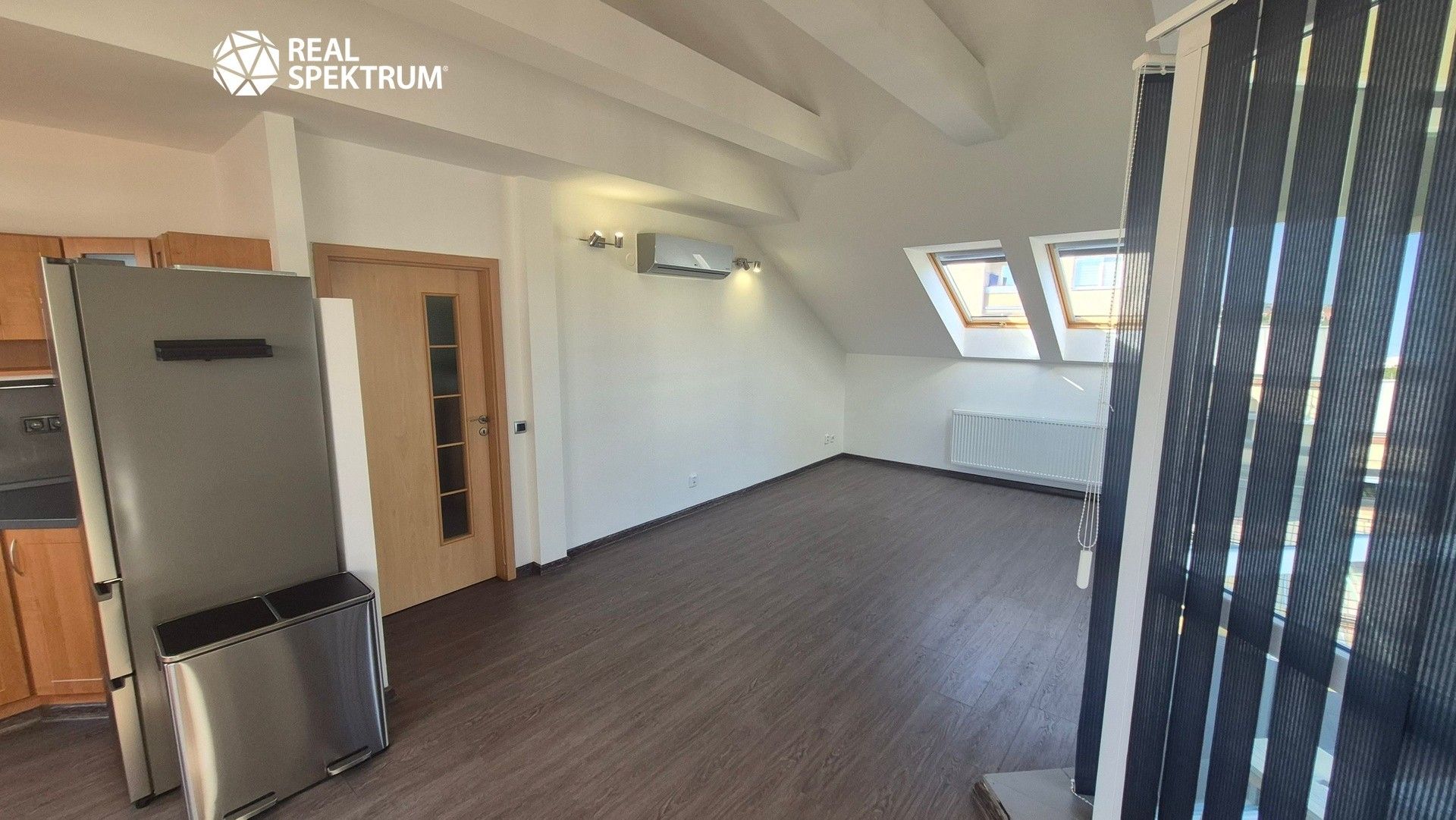 2+kk, Přední, Brno, 74 m² - 1