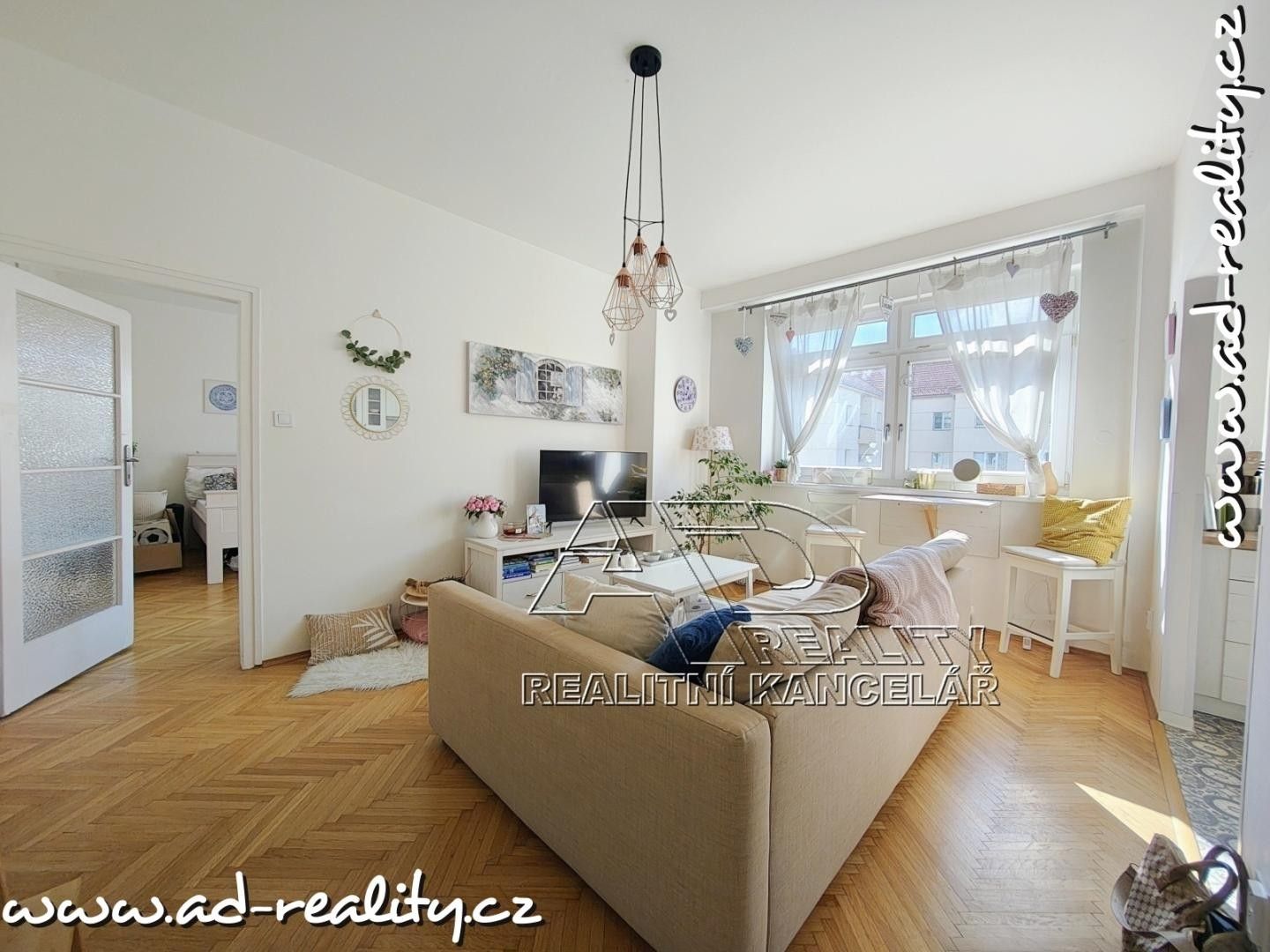 Prodej byt 2+kk - Kišiněvská, Praha, 48 m²