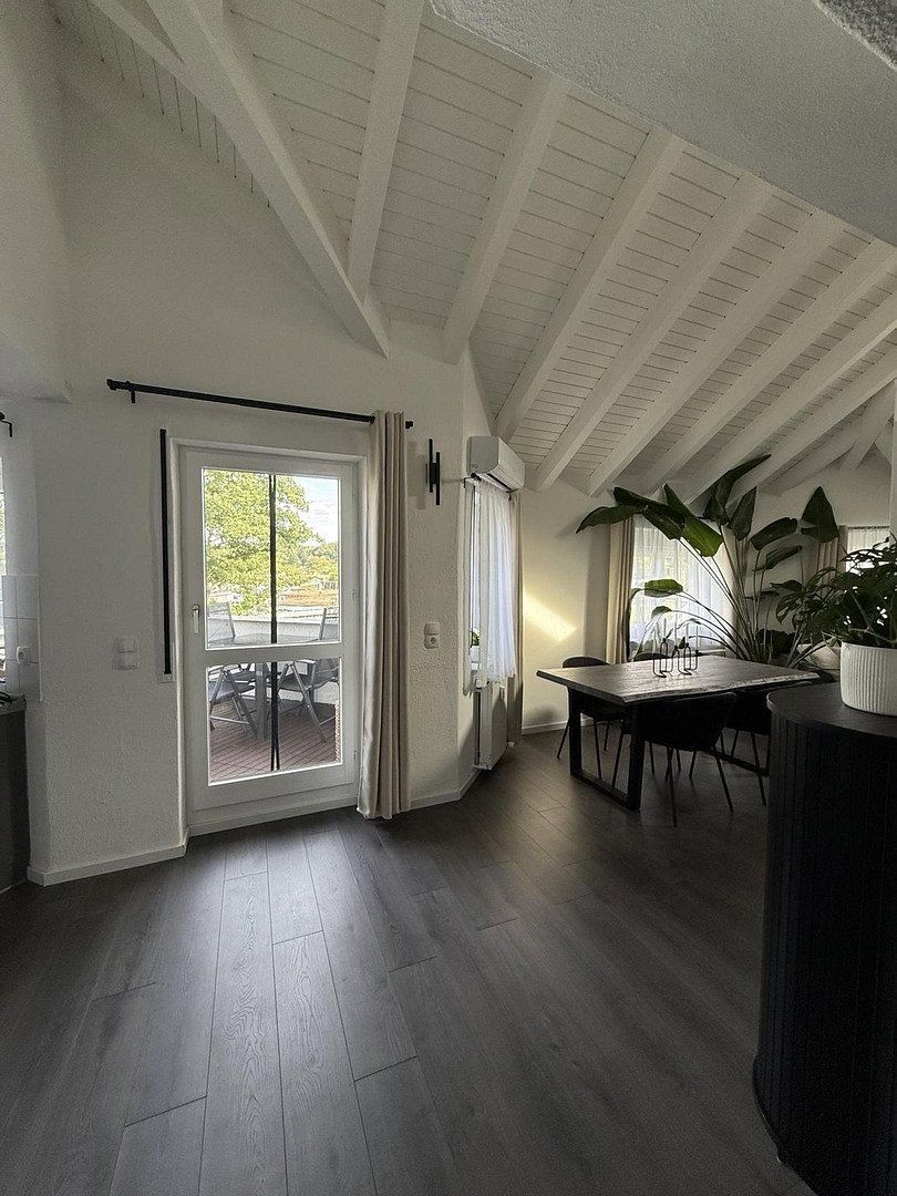 3+1, Neuwiesenstr. 20, , Bádensko-Württembersko, 81 m² - 2