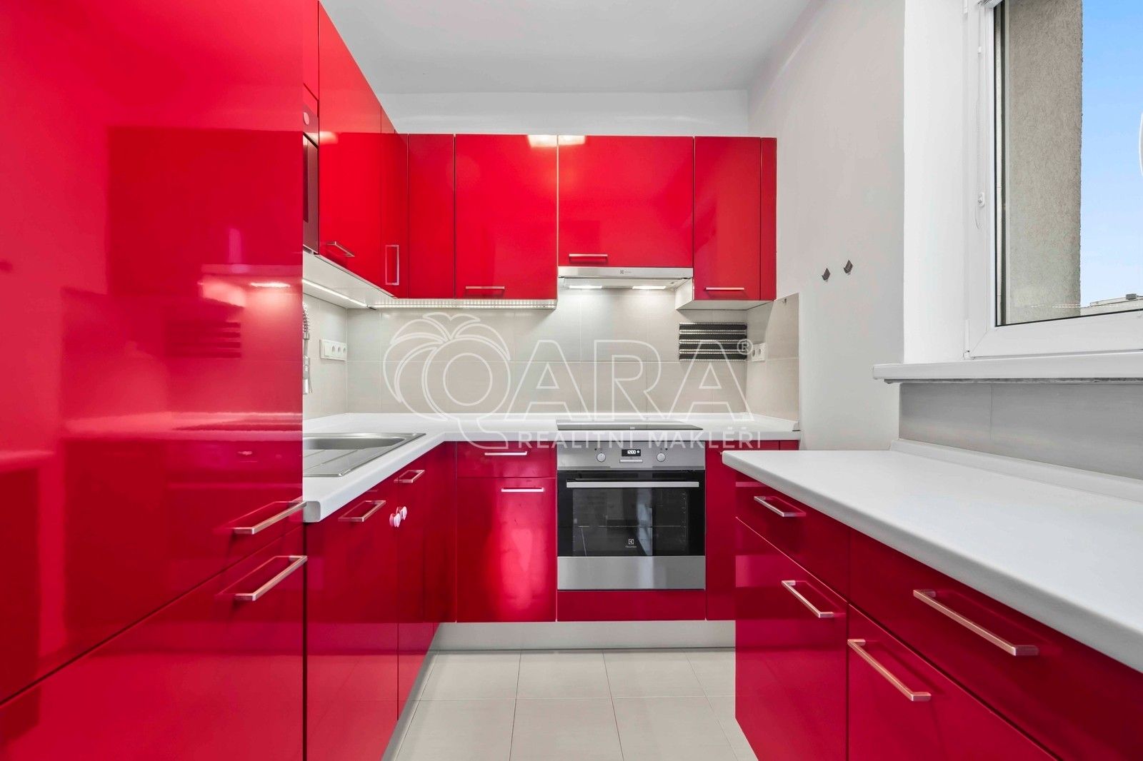 3+kk, Bělčická, Praha, 54 m²