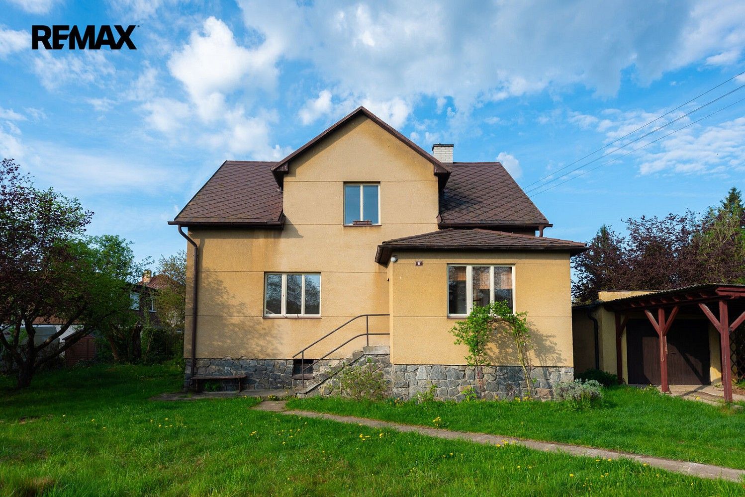 Rodinné domy, Voznice, okres Příbram, 150 m² - 1