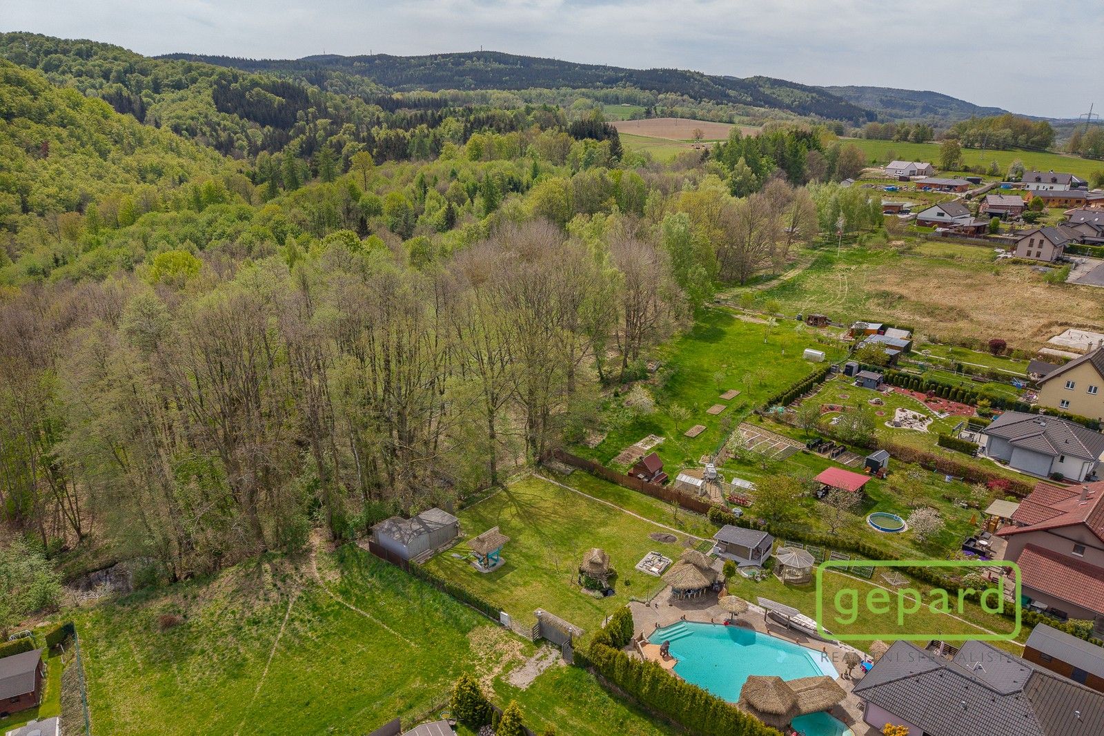 Pozemky pro bydlení, Loket, 730 m² - 2