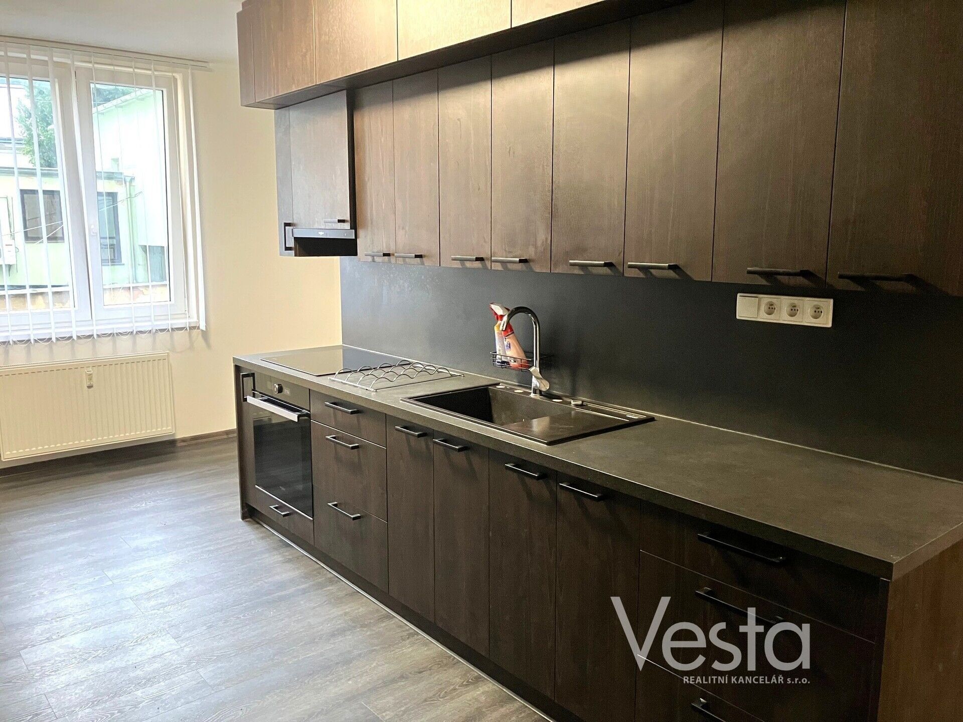 3+kk, Zbrojnická, Děčín IV-Podmokly, 75 m² - 2