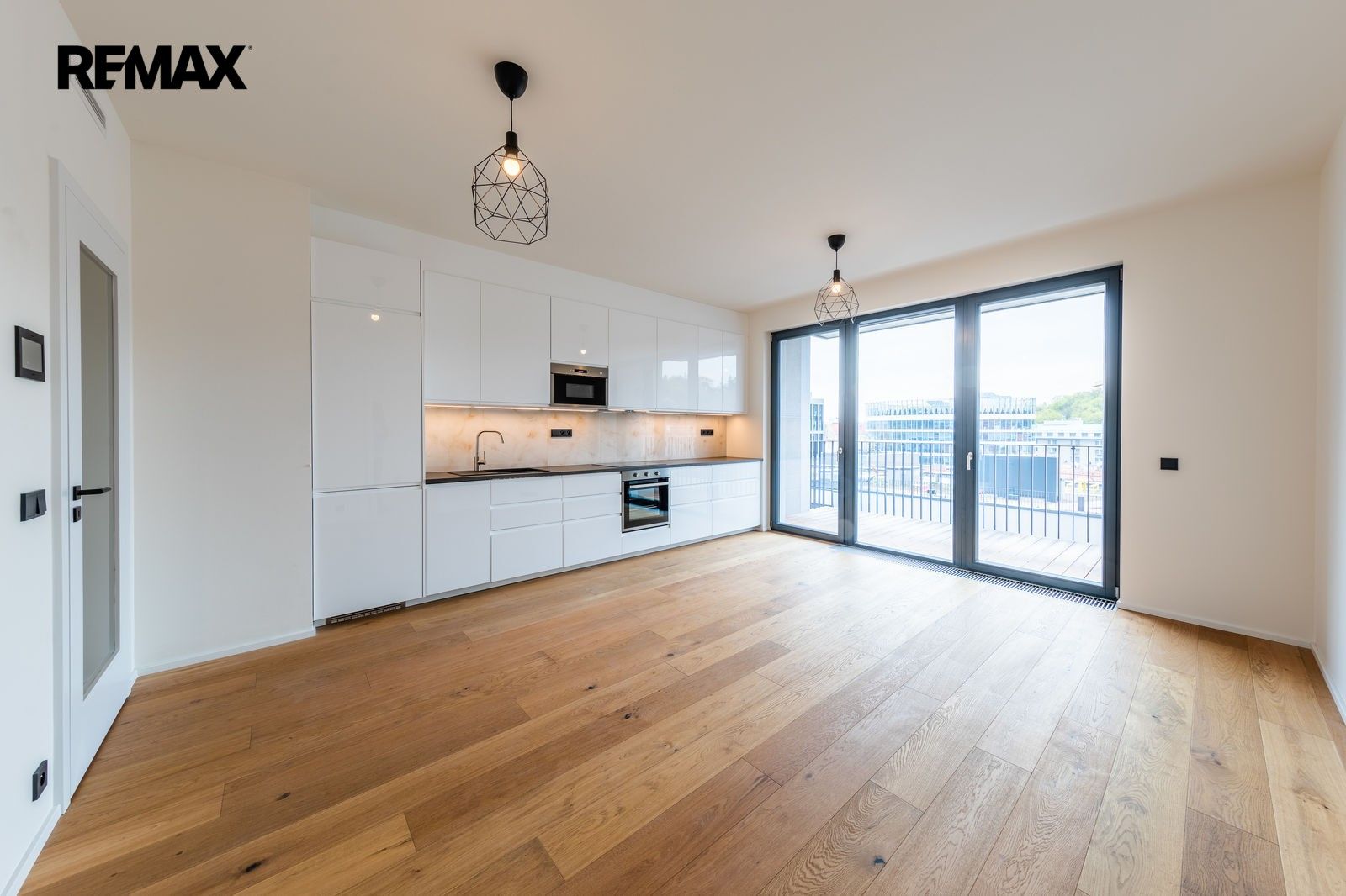 2+kk, Grafická 3365, Praha Smíchov, 66 m² - 1