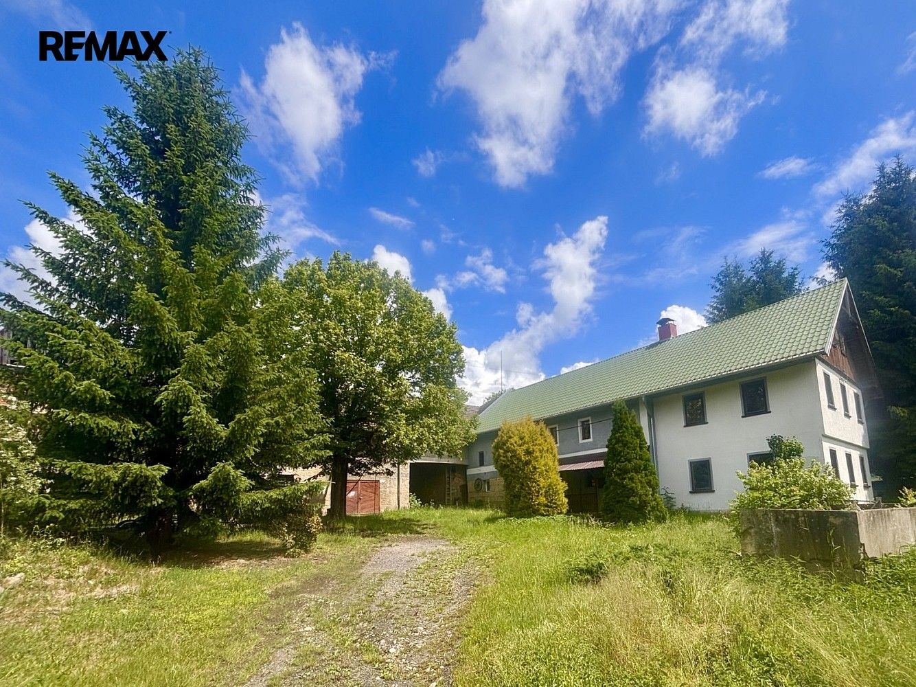 Rodinné domy, Brniště - Luhov, okres Česká Lípa, 260 m² - 1