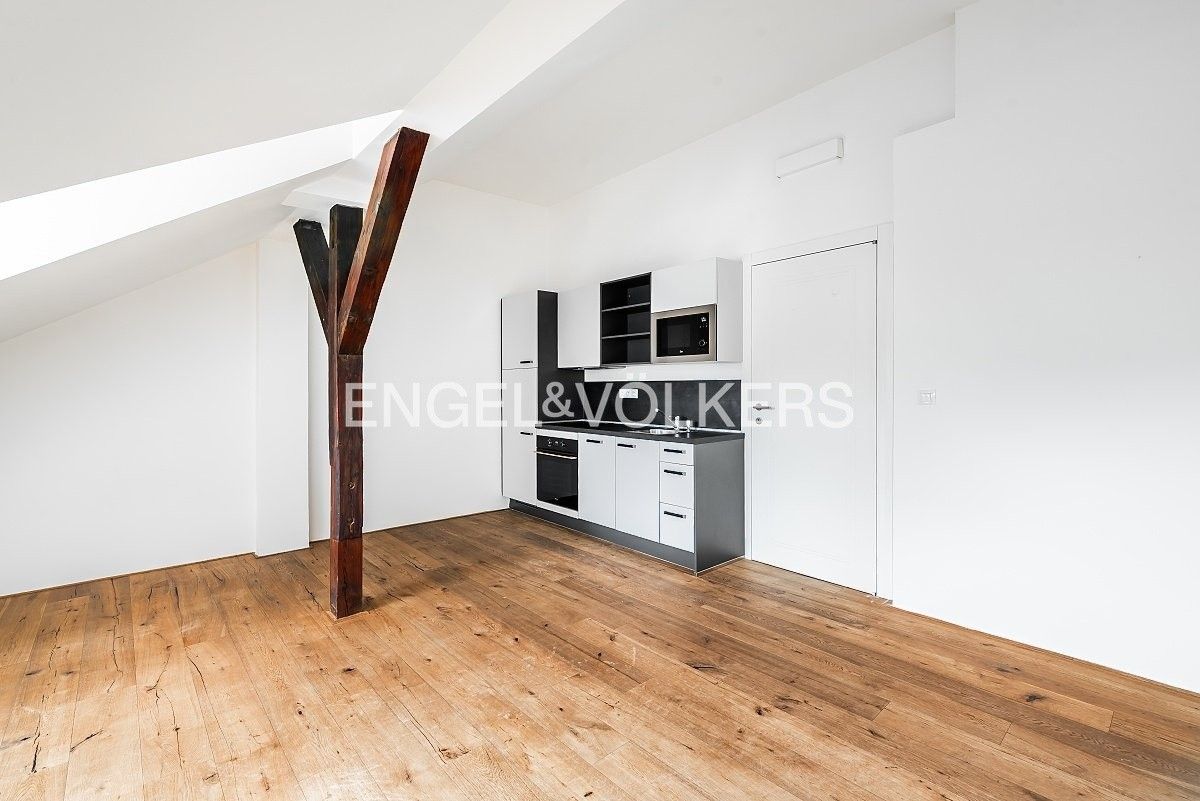 Prodej byt 2+kk - Kaizlovy sady, Praha, 55 m²