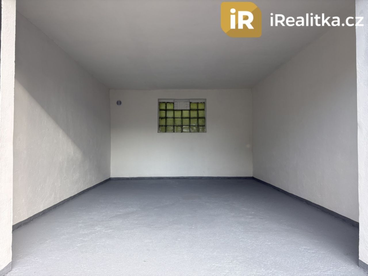Garáže, Slunečná, Osoblaha, 20 m² - 2