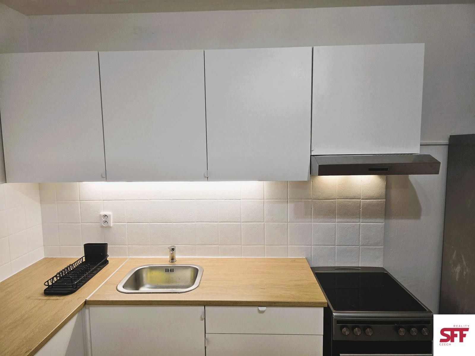 Pronájem byt 2+kk - Štúrova, Praha, 40 m²