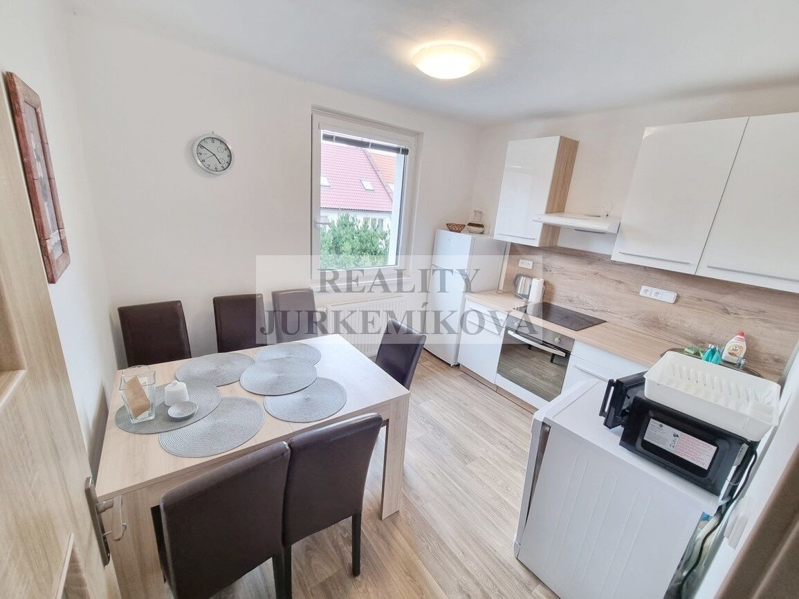 Prodej rodinný dům - Černá v Pošumaví, 200 m²