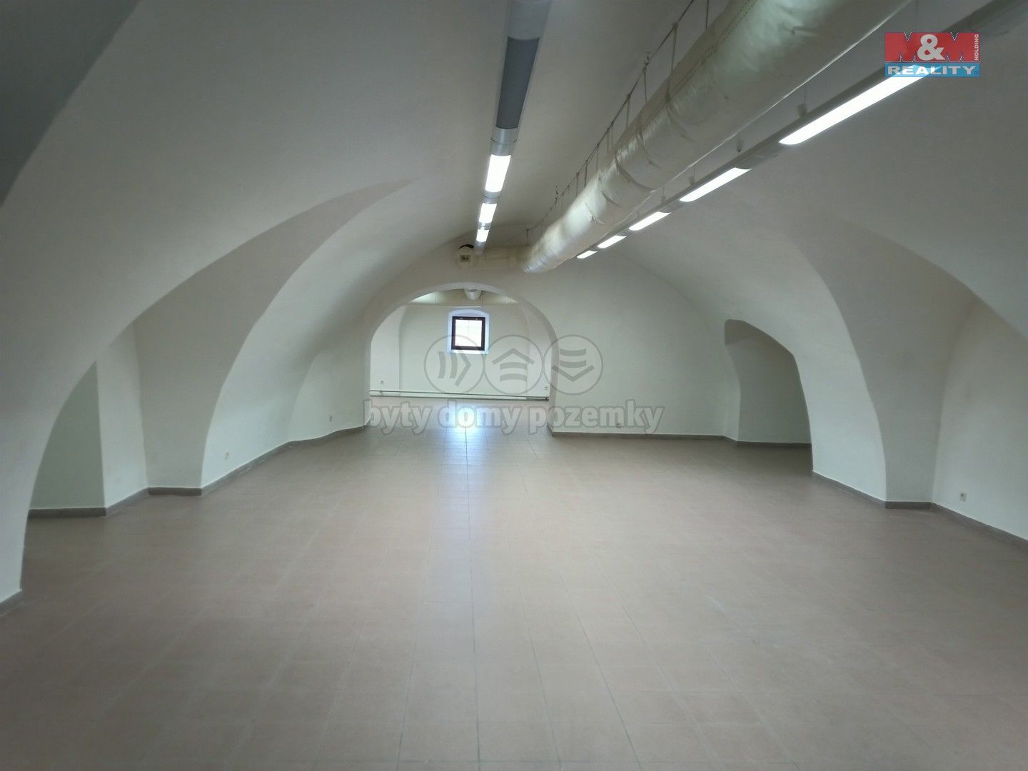 Pronájem výrobní prostory - náměstí Míru, Svitavy, 1 364 m²