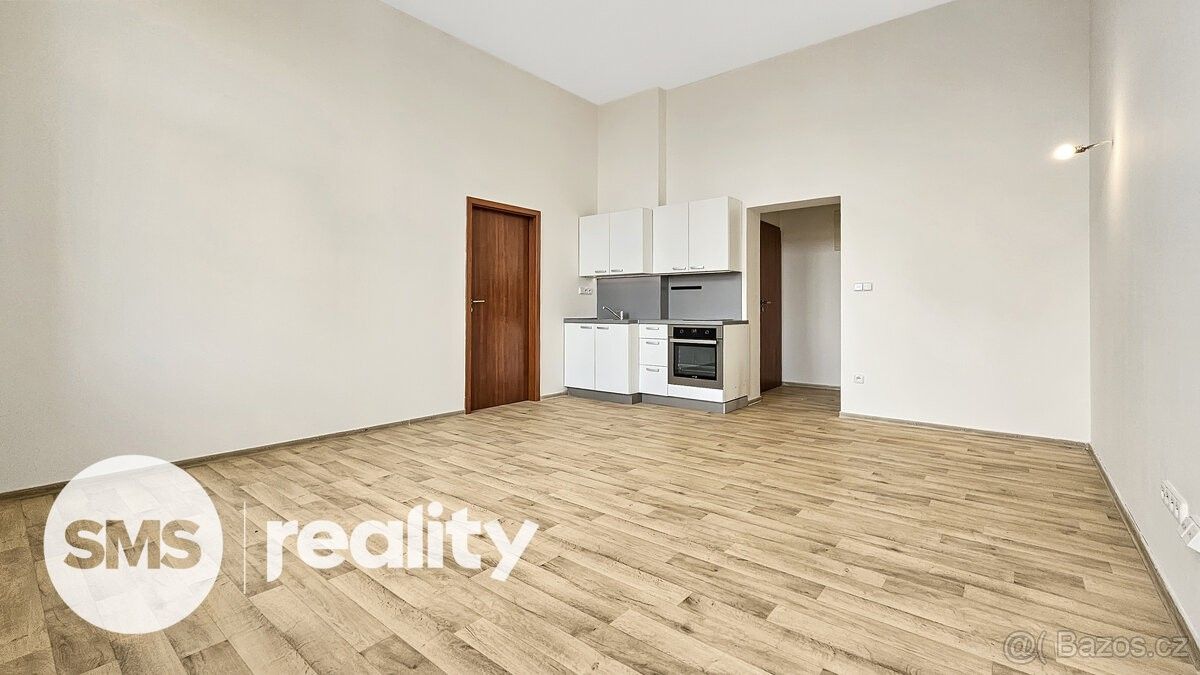 Pronájem byt - Opava, 746 01