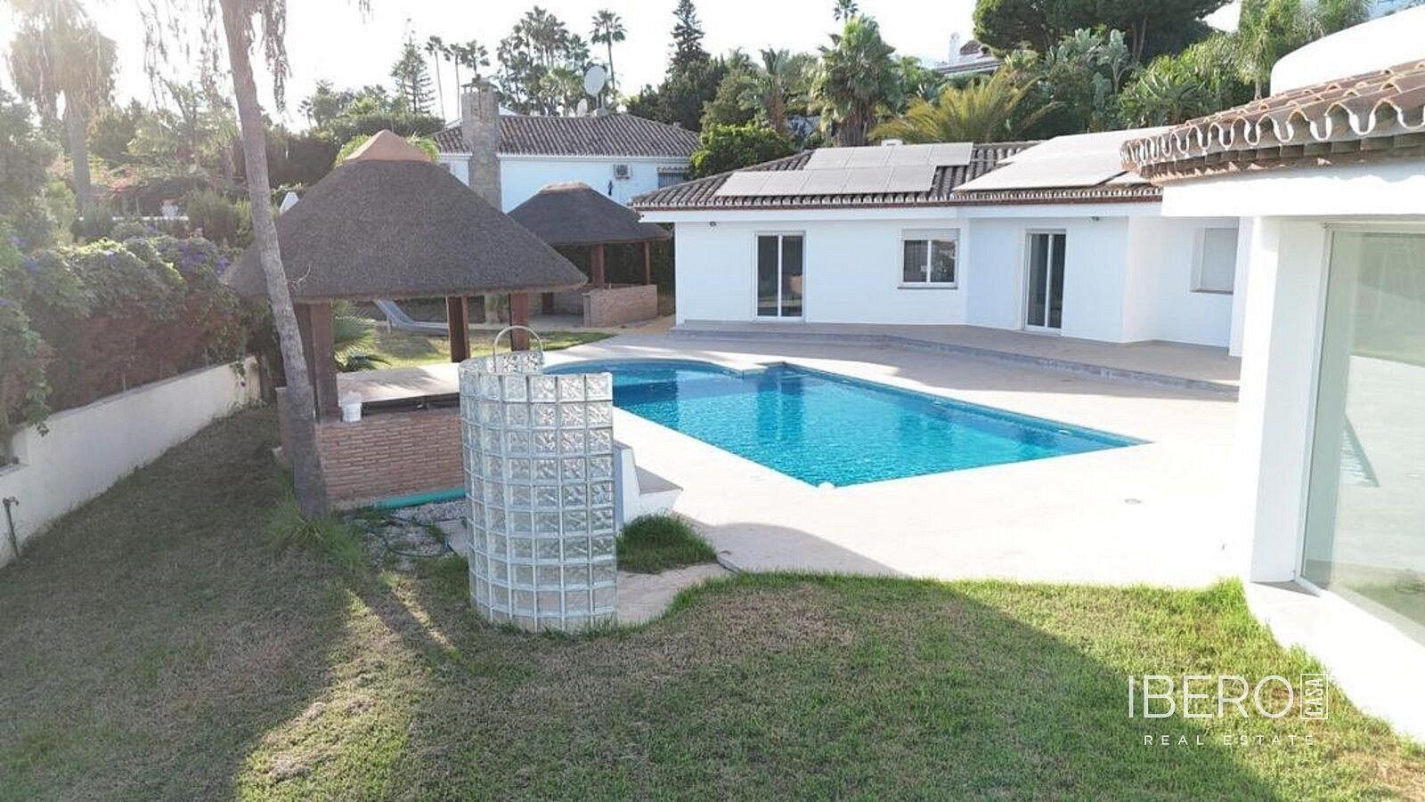 Prodej rodinný dům - El Paraiso, ES, 380 m² - 2