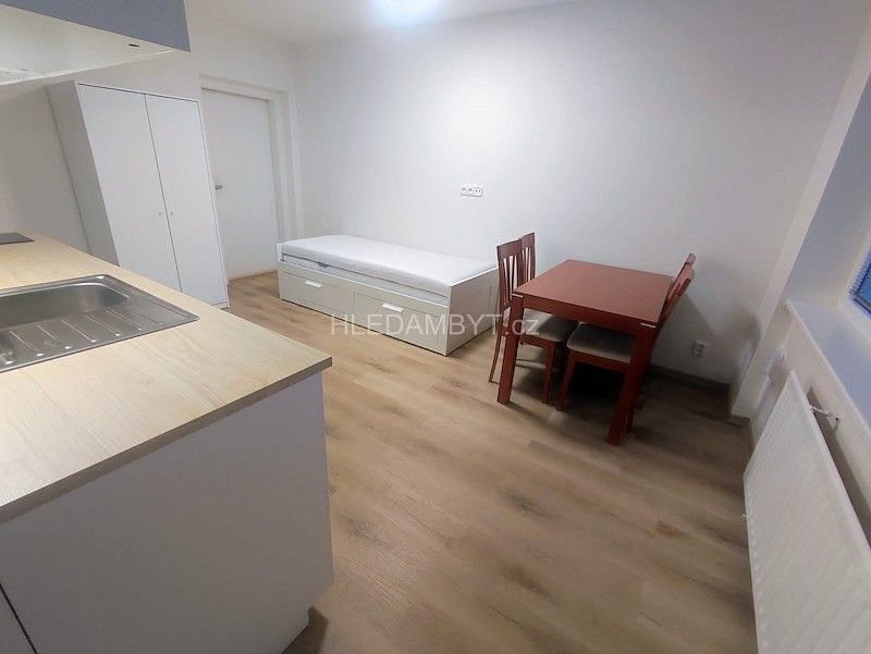 Byt 1+kk · 20 m² · Praha - Břevnov, okres Praha 6, Hlavní město Praha - 4