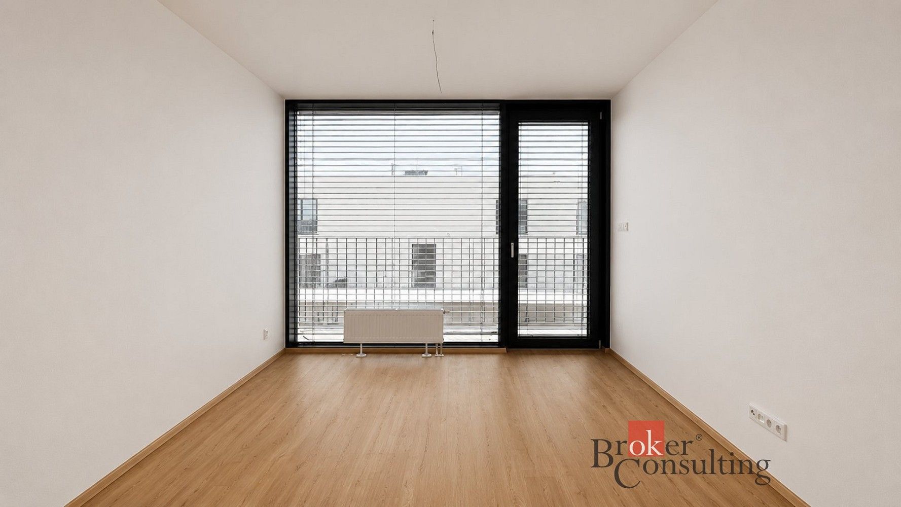 2+kk, Plzeň - Jižní Předměstí, okres Plzeň-město, Plzeňský kraj, 55 m² - 1