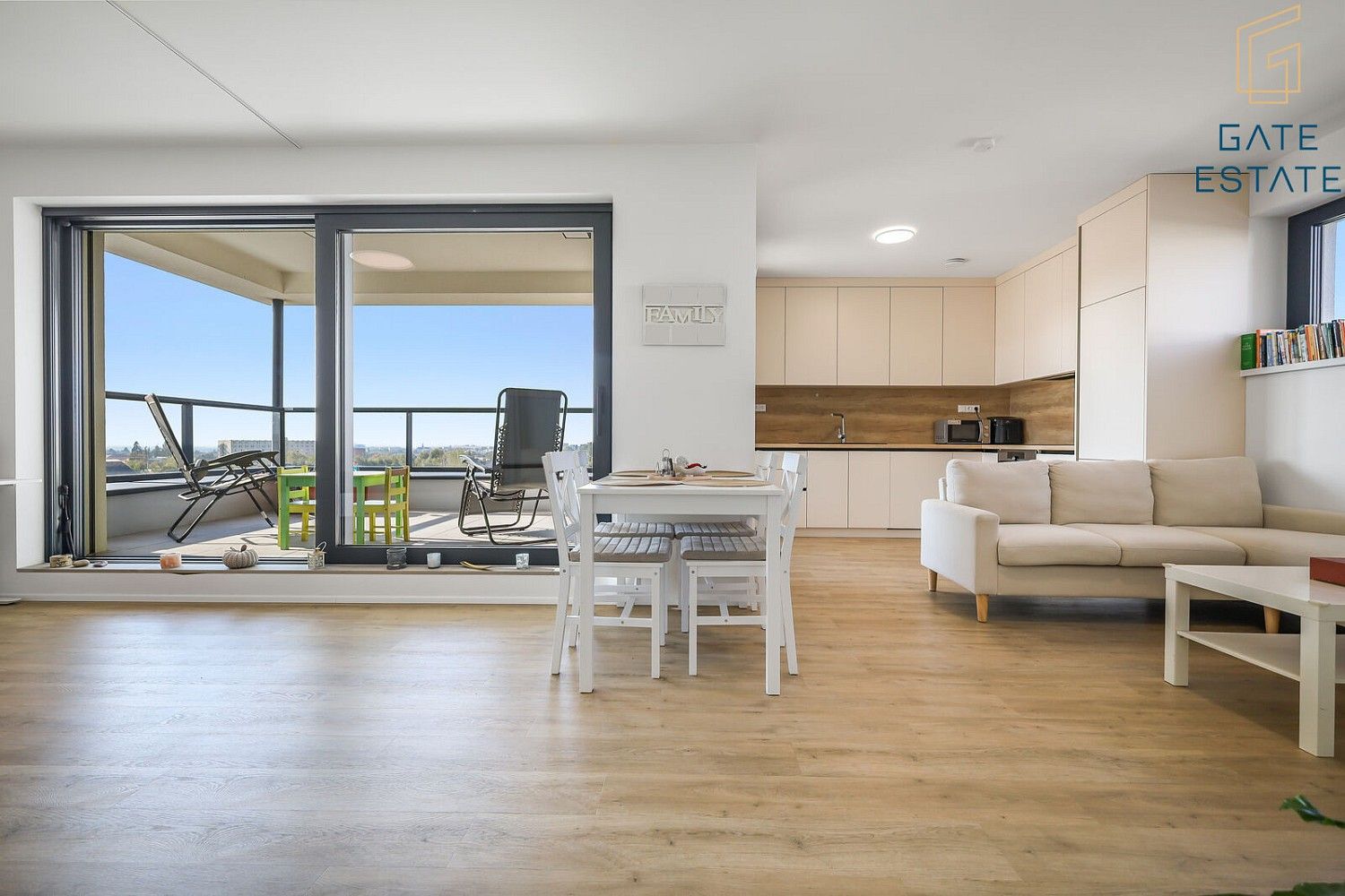 Pronájem byt 2+kk - Pod Hrádkem, Holešov, okres Kroměříž, 63 m² - 2