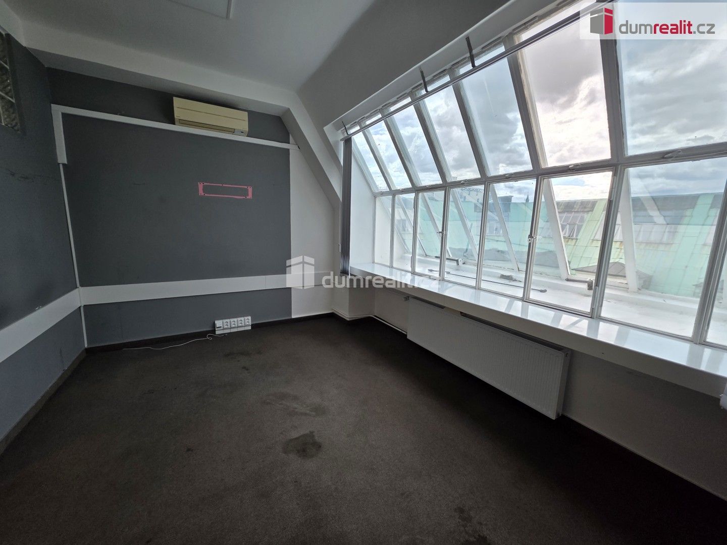 Pronájem kancelář - Vodičkova, Praha, 141 m²