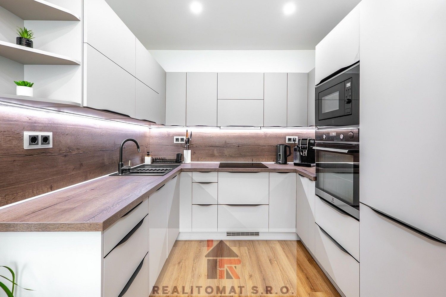 3+1, Praha - Košíře, okres Praha 5, Hlavní město Praha, 78 m² - 2