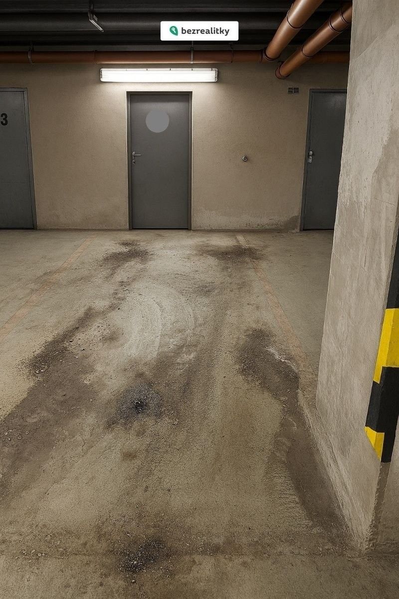 Prodej garáž - Táborská 2025, Černošice, 13 m²