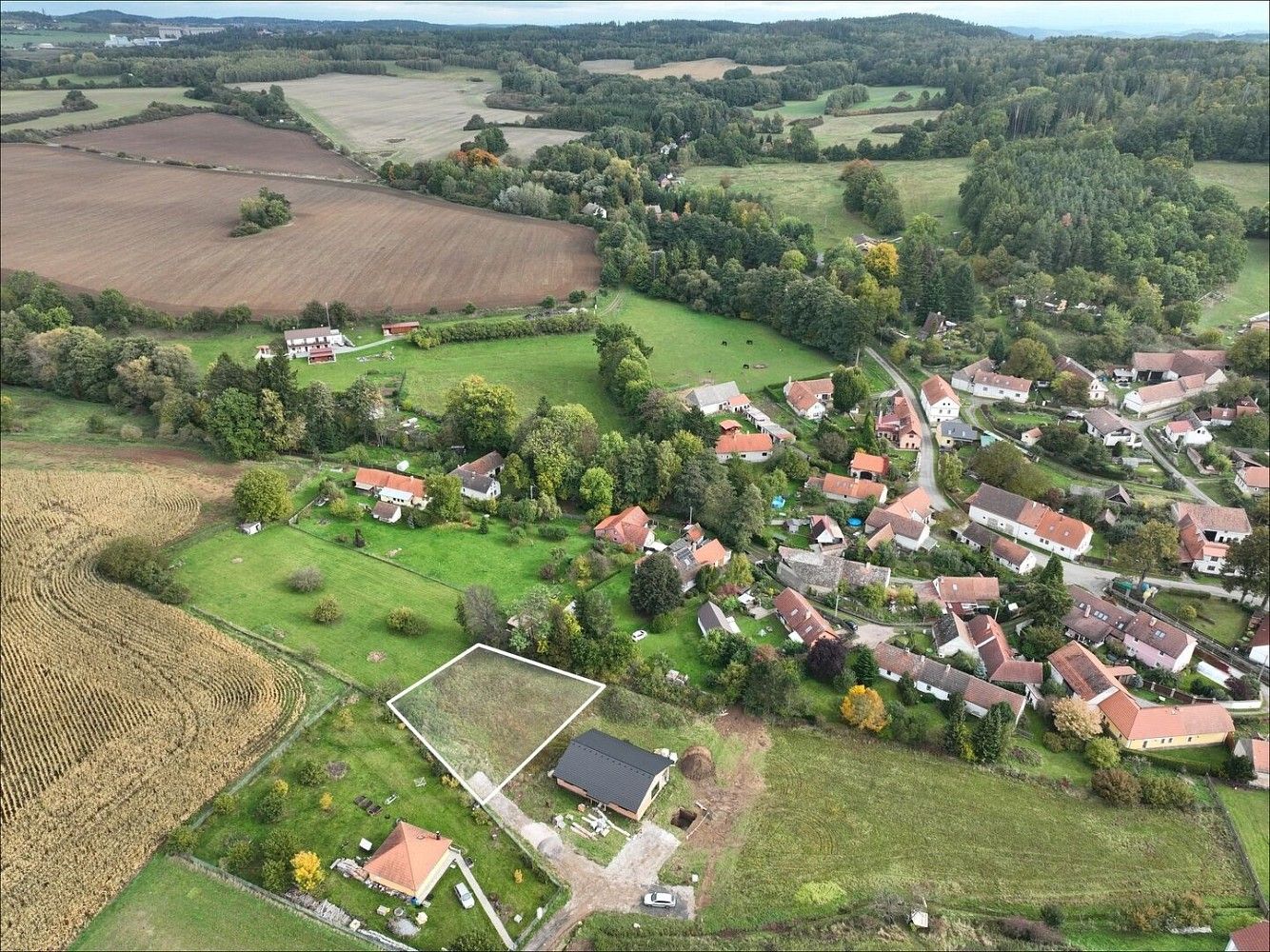 Pozemek pro bydlení · Ostrov, okres Příbram - 2