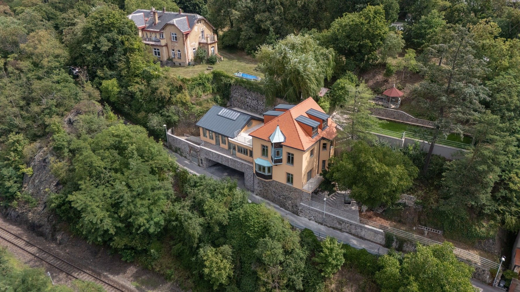 Rodinné domy, Praha 5, 308 m² - 2