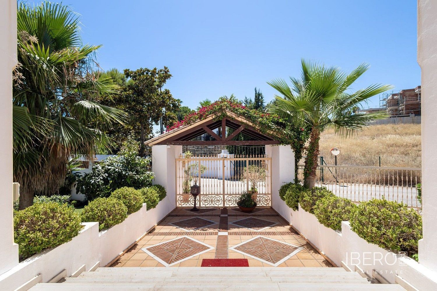 Prodej rodinný dům - El Paraiso, ES, 1 425 m² - 5