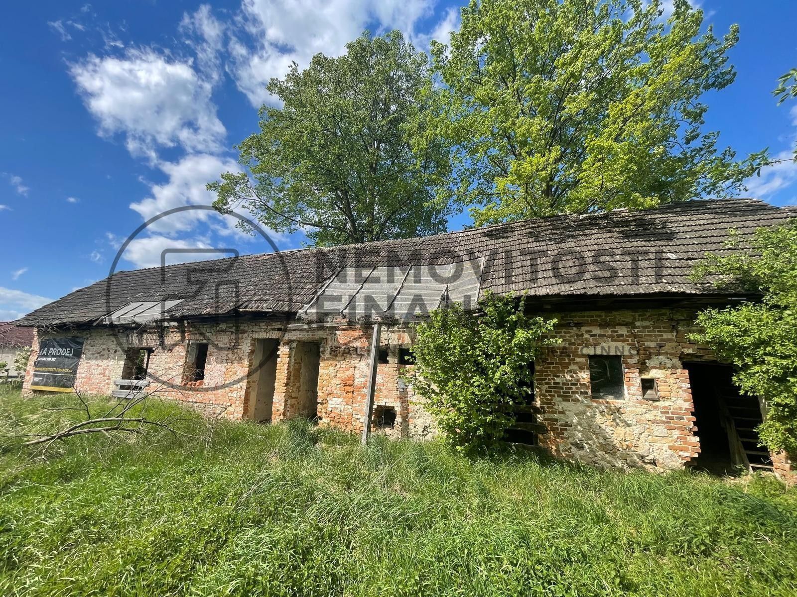 Prodej pozemek pro bydlení - Ponědrážka, 657 m²