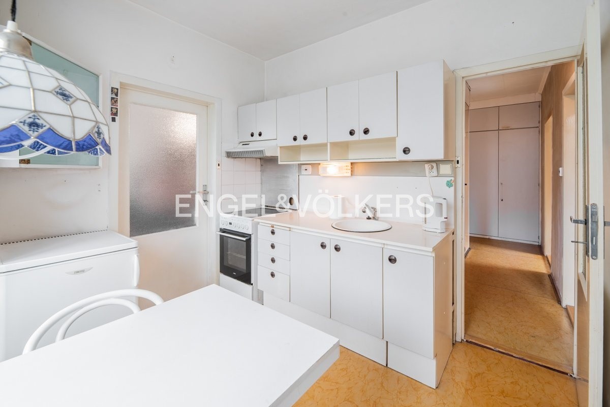 Byt 3+1 · 64 m² · Renoirova 619, Praha Hlubočepy - 4