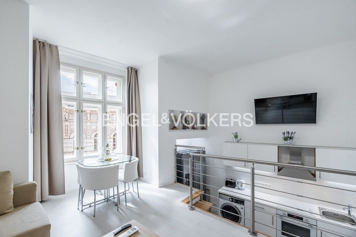 2+kk, Vodičkova, Praha, 50 m²