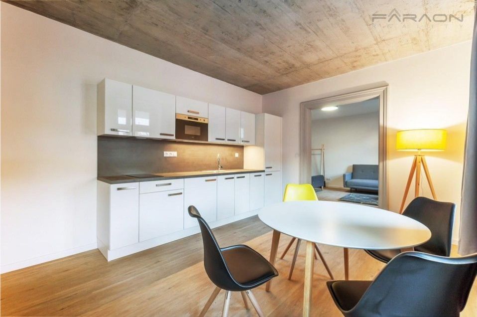 2+kk, Sokolovská, Praha, 45 m²