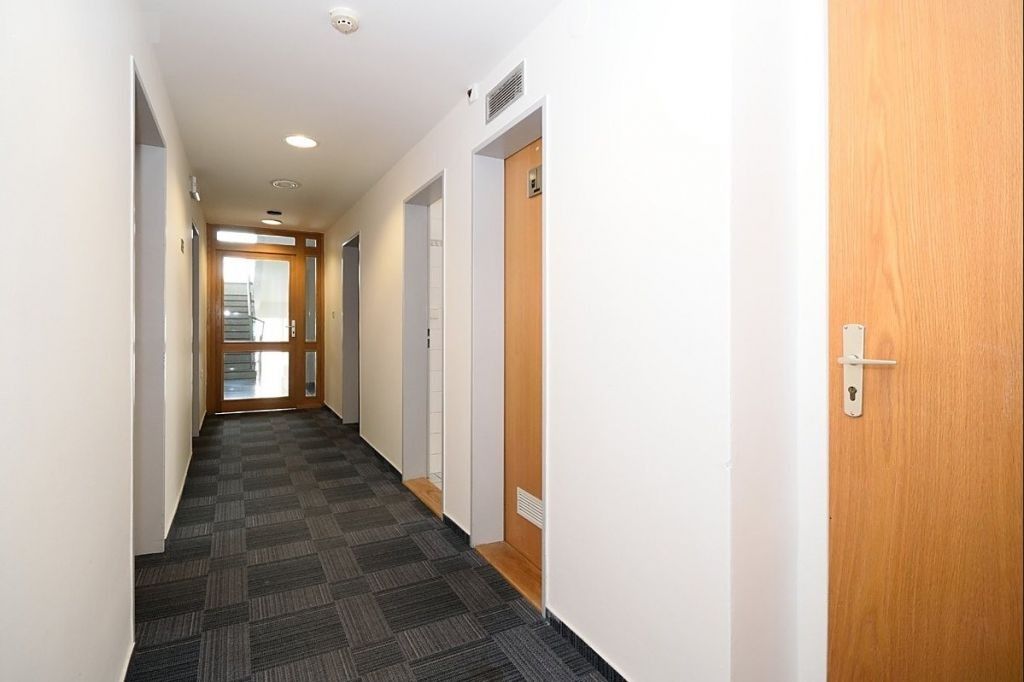 Kancelář · 47 m² · Praha 2 - 4