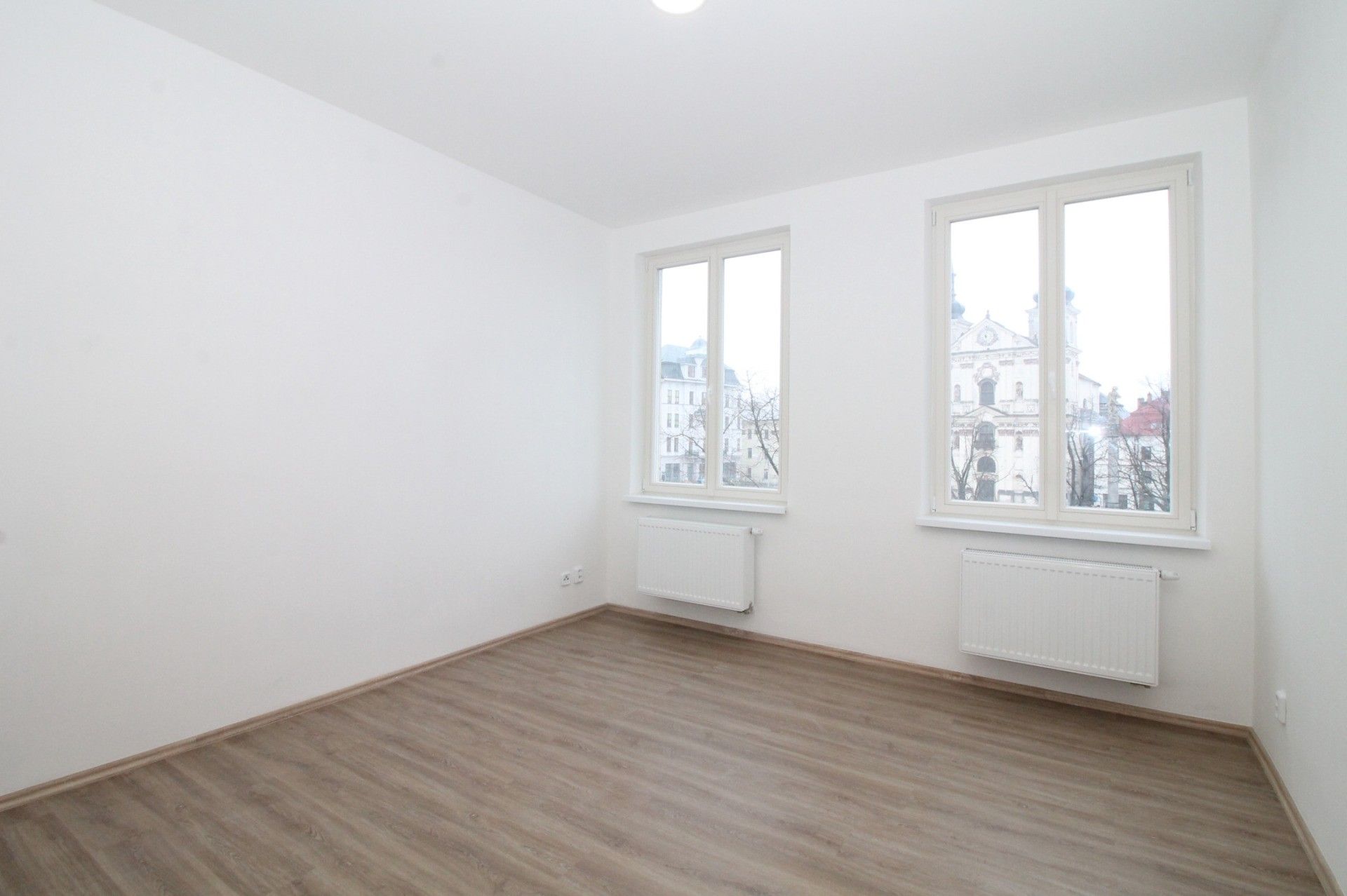 Pronájem byt 2+1 - Masarykovo náměstí  , Jihlava, 66 m² - 5