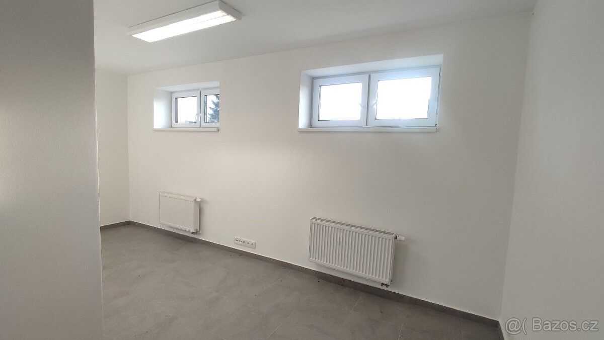 Pronájem obchodní prostory - Hevlín, 671 69