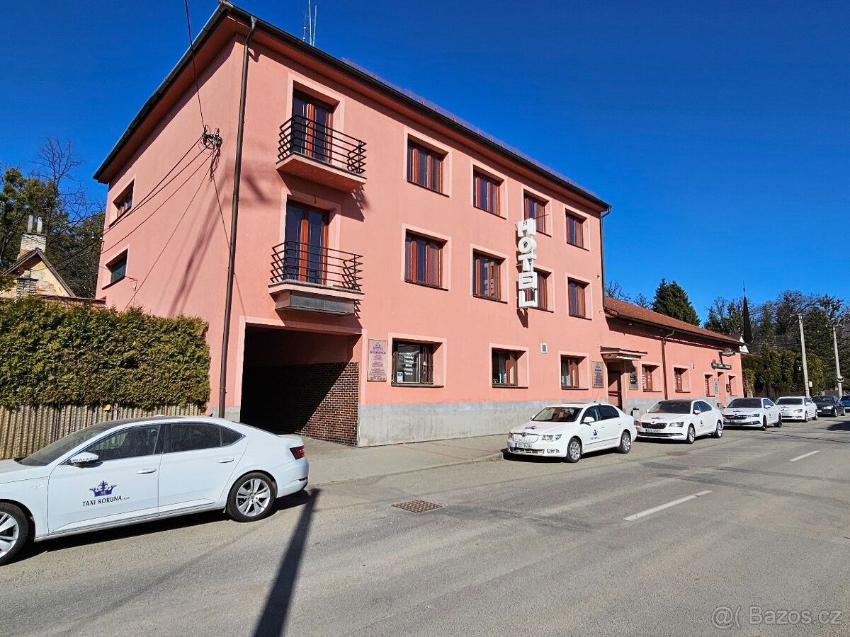 Restaurace, Rožnov pod Radhoštěm, 756 61 - 1