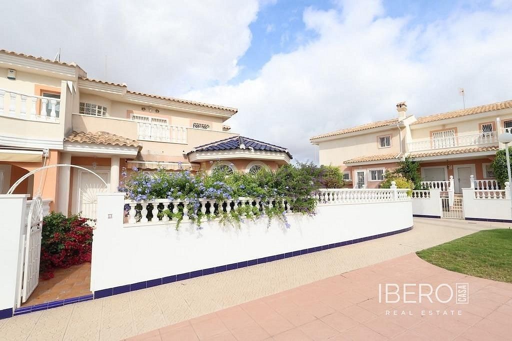 Prodej rodinný dům - Dona Pepa, ES, 139 m² - 2