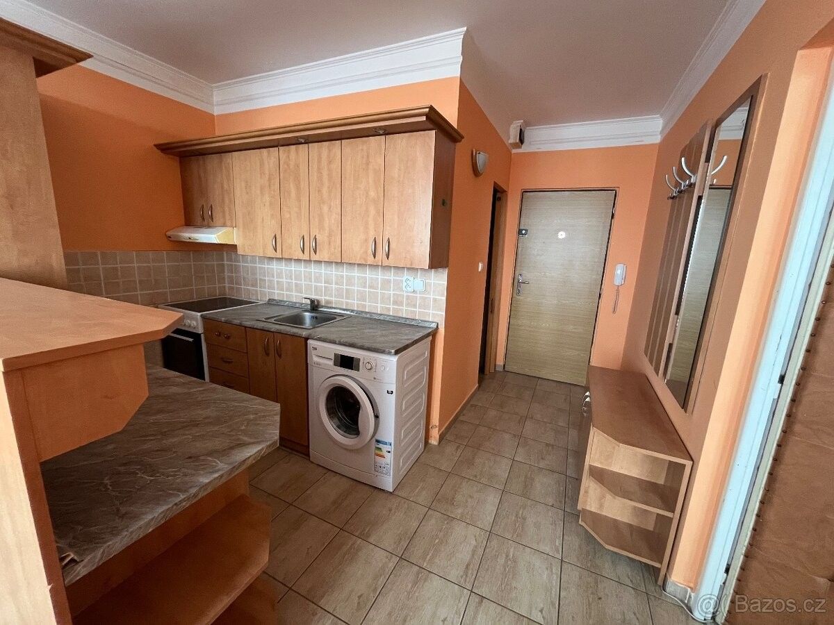 Byty, Chomutov, 430 01