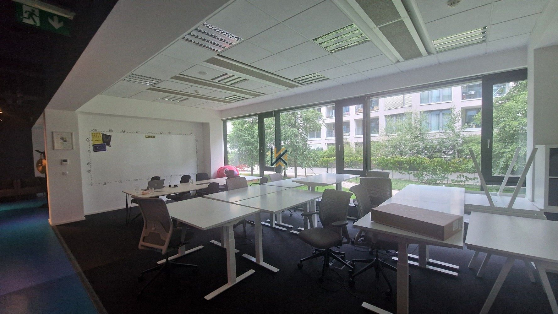 Pronájem kancelář - Praha - Karlín, okres Praha 8, Hlavní město Praha, 342 m² - 5