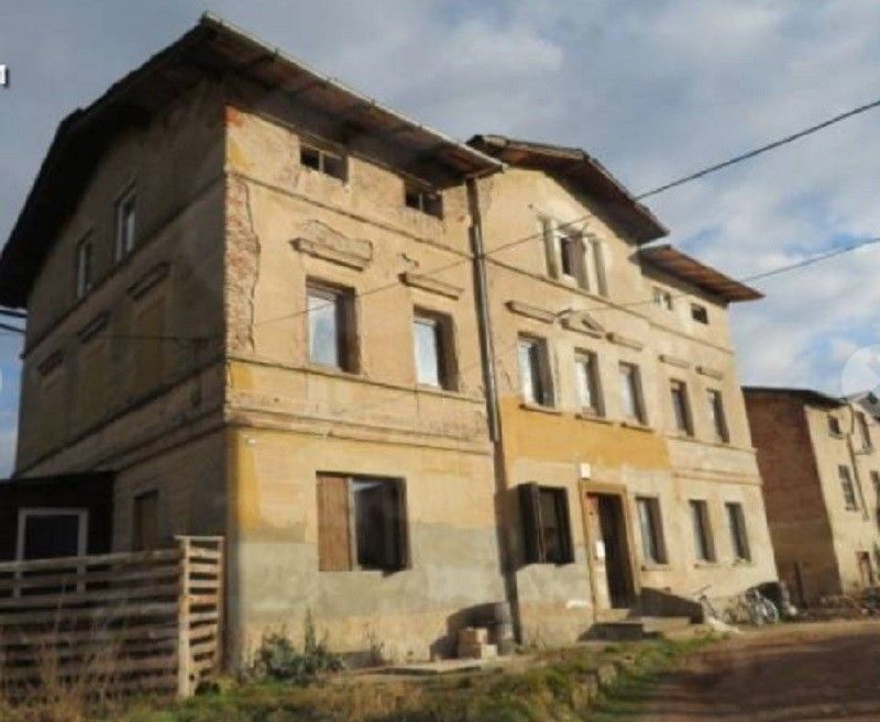 Rodinné domy, Benešov, Broumov, 300 m²