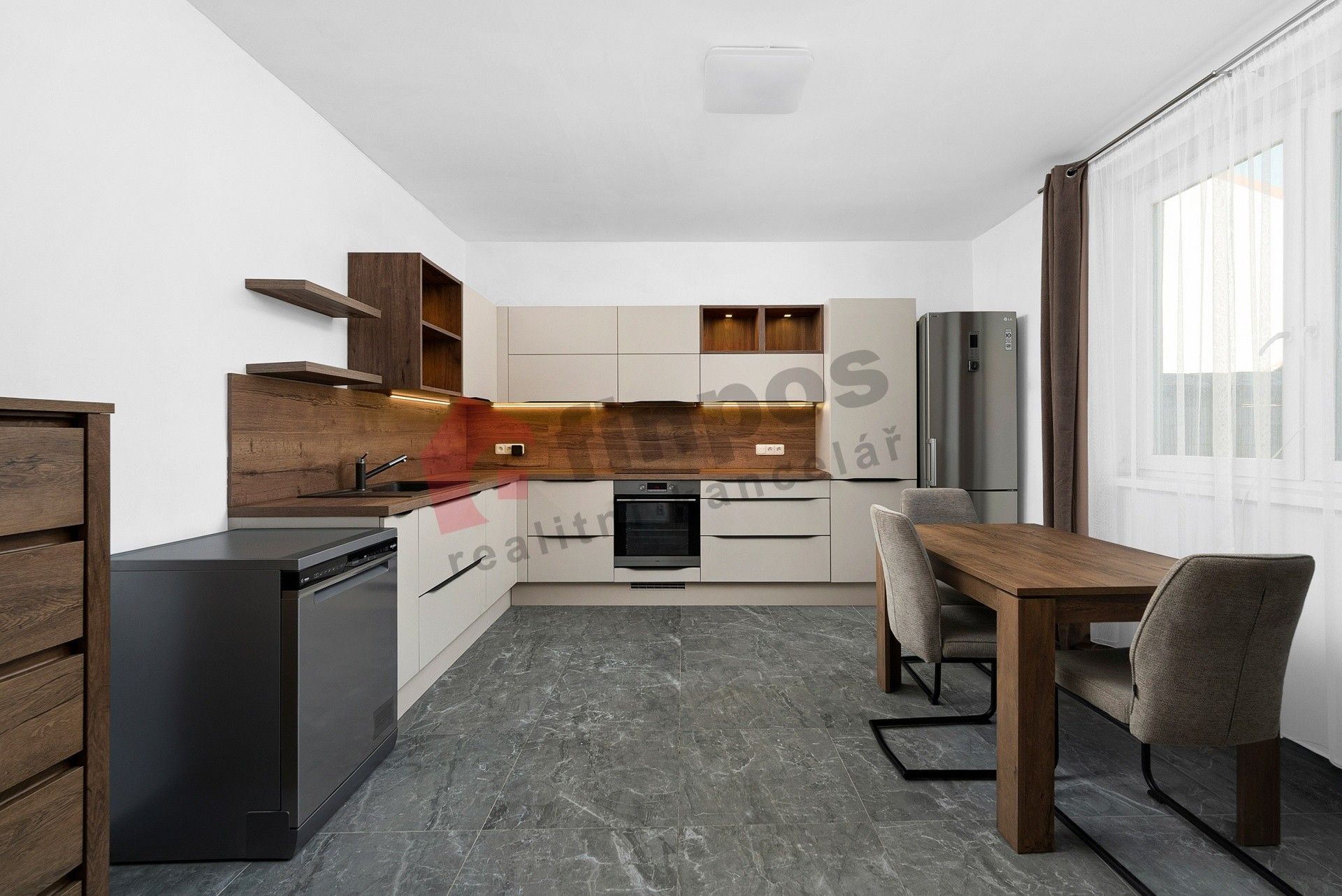 Prodej rodinný dům - Revoluční 315, Rohatec, 79 m² - 1