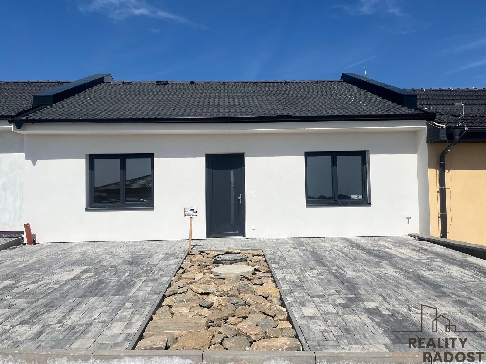 Prodej rodinný dům - Kravsko, 100 m² - 1