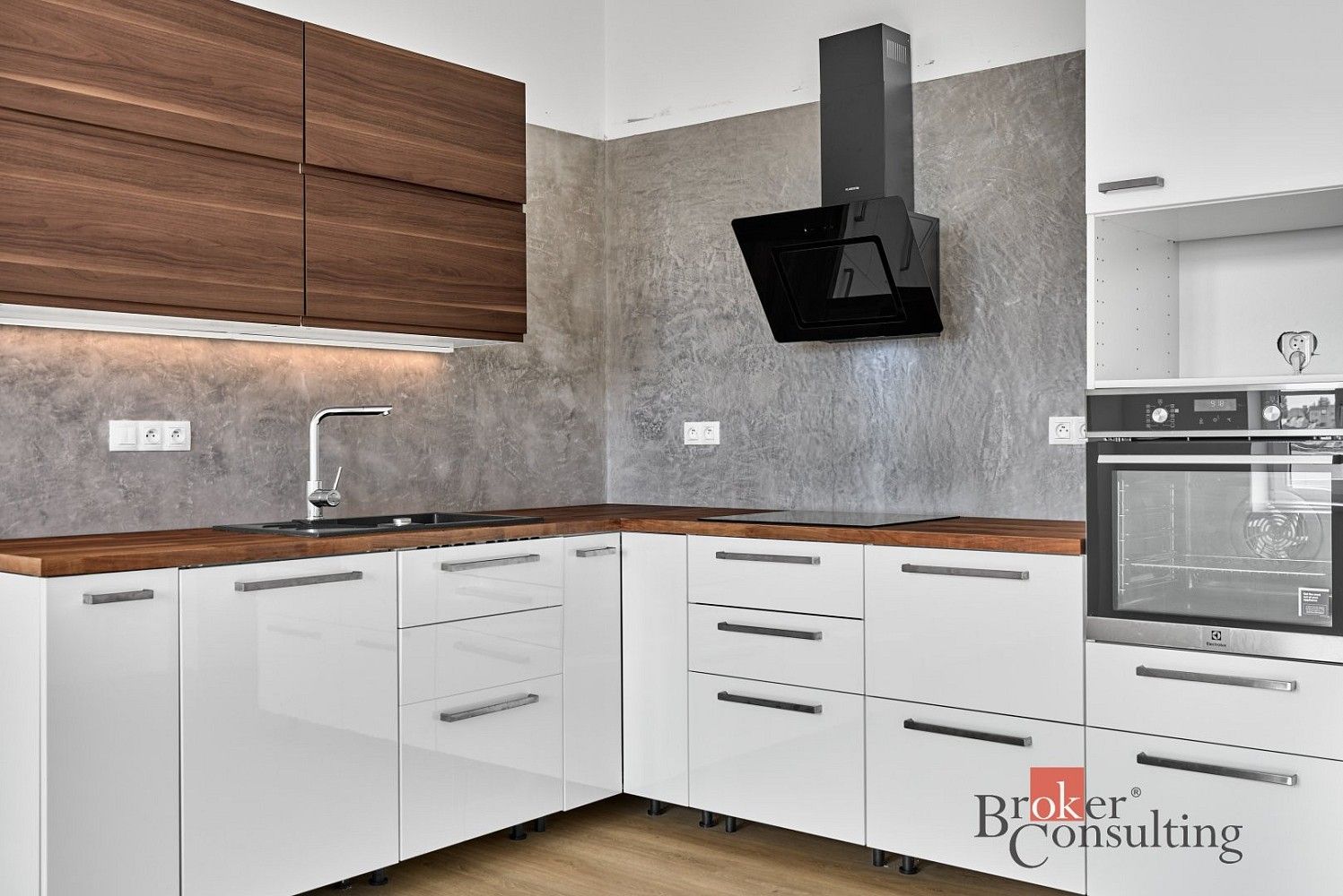 3+kk, K Nemocnici, Cheb, 90 m² - 2