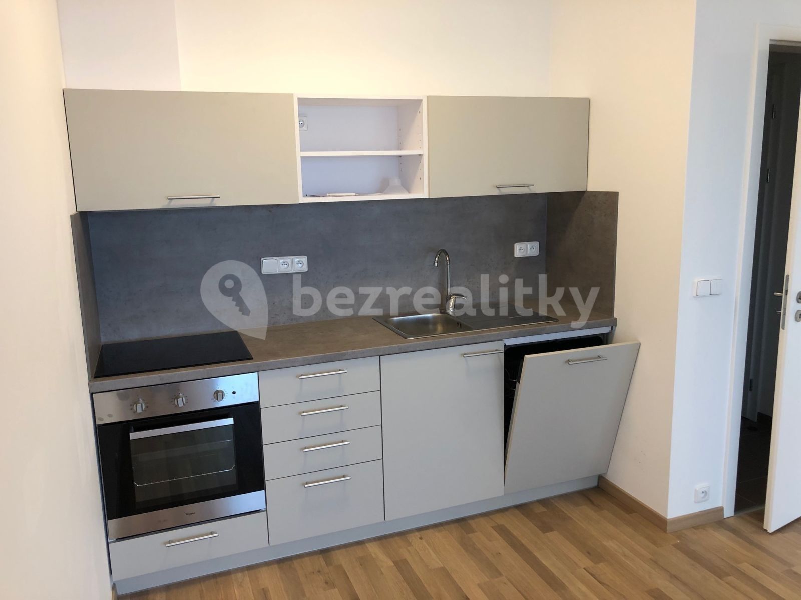 Pronájem byt 2+kk - Okrajová ulice, Hostivice - Hostivice, Středočeský kraj, 60 m² - 5