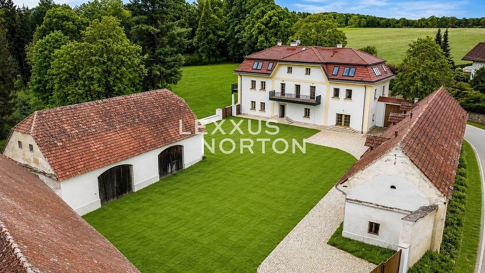 Rodinné domy, Varvažov - Zbonín, okres Písek, 503 m² - 2